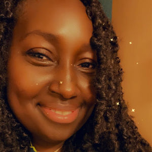 Meet your Posher, Kenisha